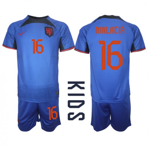 Nederländerna Tyrell Malacia #16 kläder Barn VM 2022 Bortatröja Kortärmad (+ korta byxor) Nederländerna Tyrell Malacia #16 kläder Barn VM 2022 Bortatröja Kortärmad (+ korta byxor)